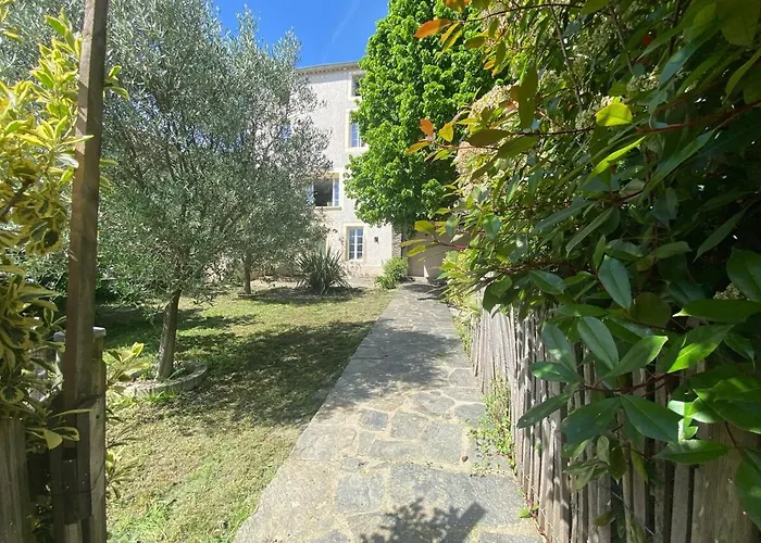 Maison De Maître Avec Piscine Et Vue
